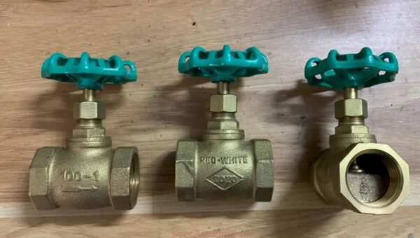 Van Cầu đồng Ren Toyo 210a